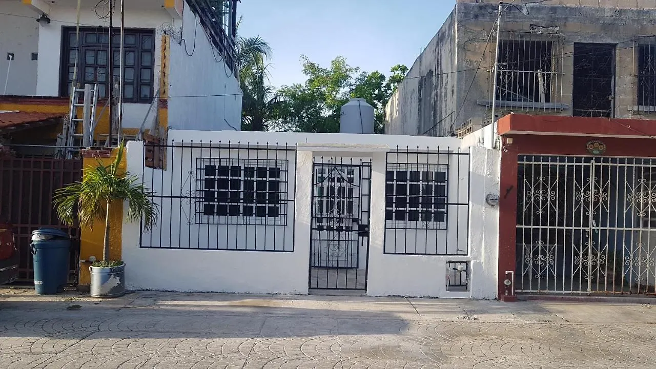 Tu Casa En Cancun A 2 Km De La Playa!!!! Holiday home